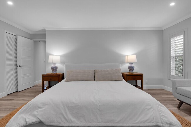 Building Photo - 23313 Lago Mar Cir