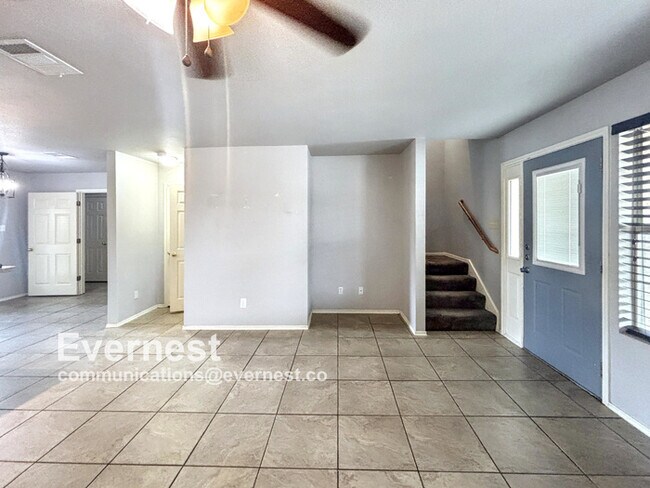Building Photo - 1605 Catherine Ct