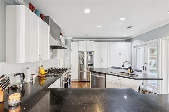 Building Photo - 4349 Southern Ave