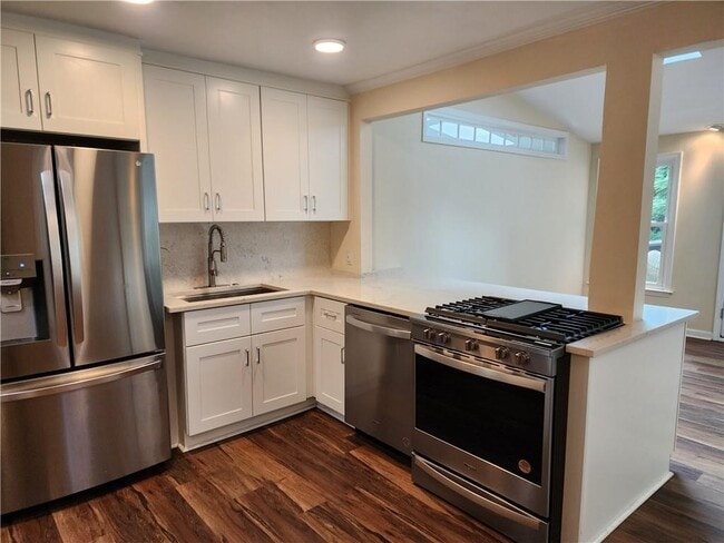 Building Photo - 3516 Hildon Cir