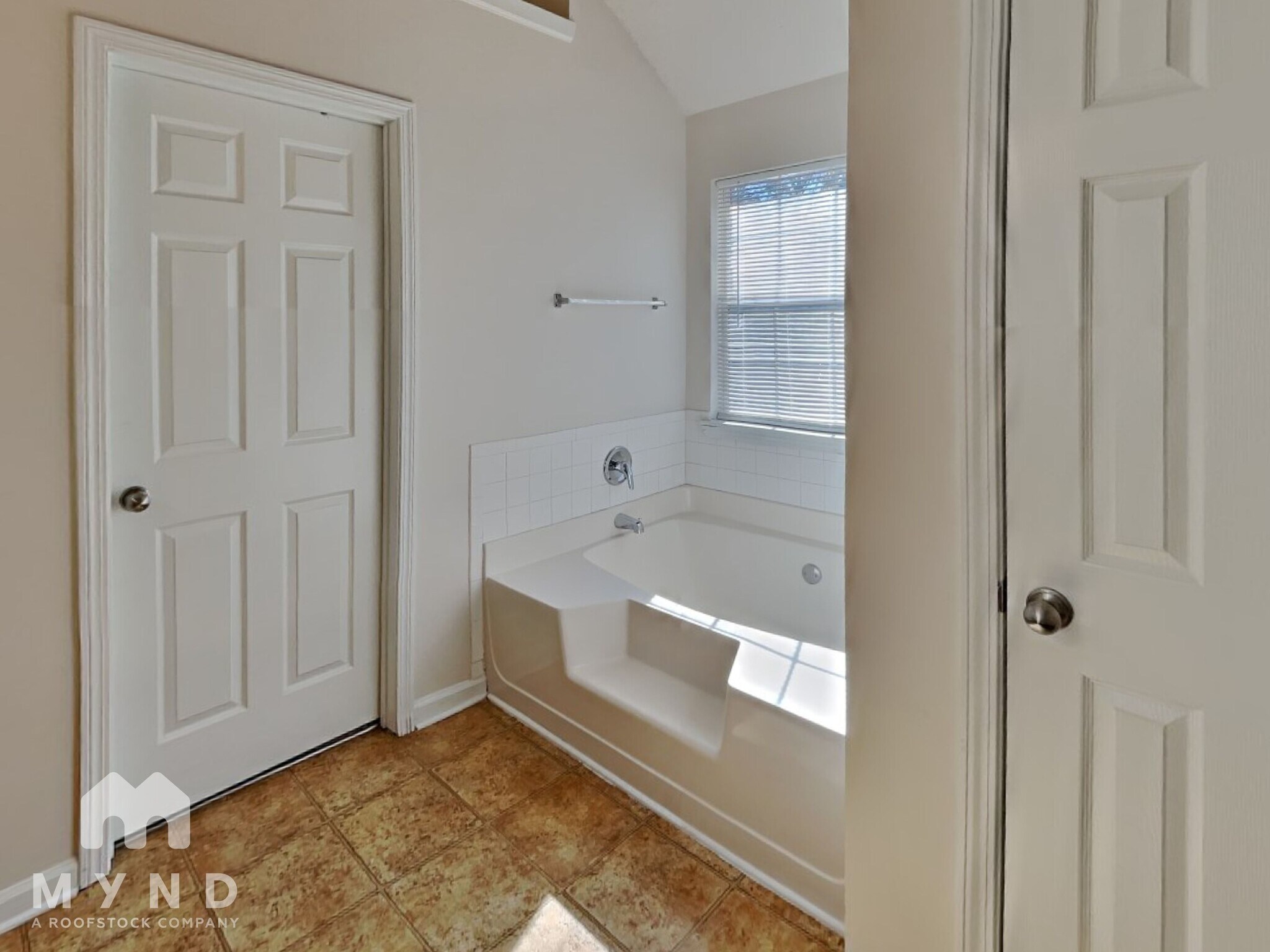 Building Photo - 4294 Defoors Farm Trail