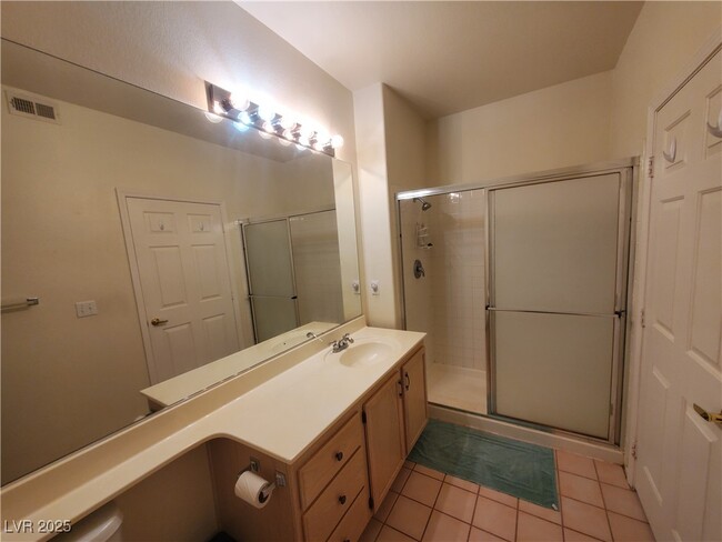 Building Photo - 75 N Valle Verde Dr