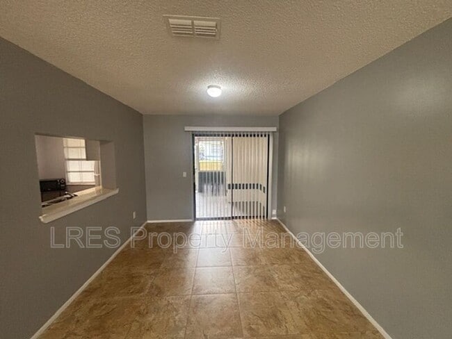 Building Photo - 2706 Graduate Ct