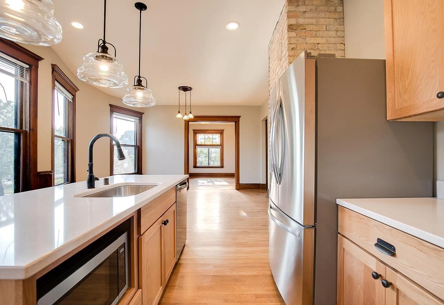 Kitchen - 1609 Elliot Ave