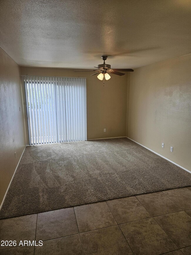 Building Photo - 835 N Granite Reef Rd