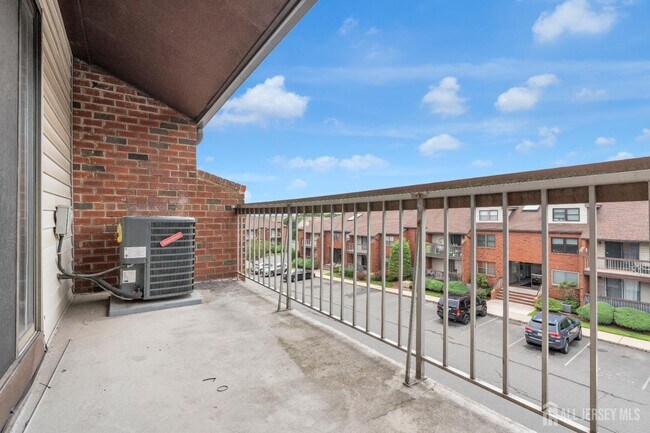 Building Photo - 101 Beverly Hl Ter