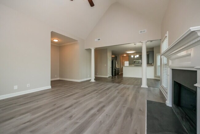 Building Photo - 79 High Point N