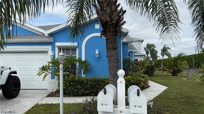 Building Photo - 10700 Aqua Surf Ct