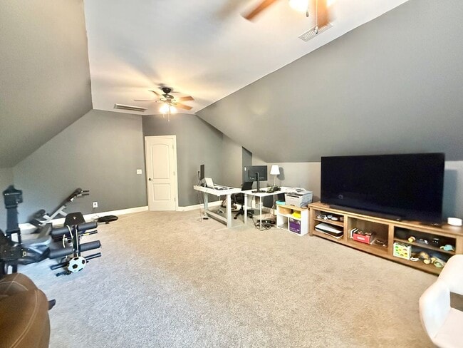 Building Photo - **OFFERING WAIVED APPLICATION FEES** Luxur...