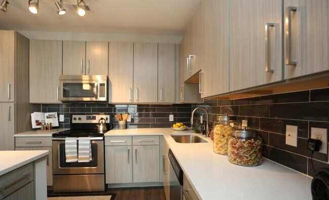 Building Photo - 2 bedroom in Dallas TX 75238