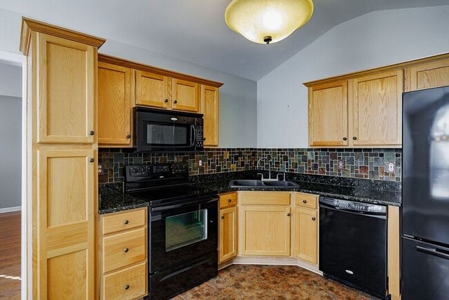 Building Photo - 160 Cedar Rock Trace