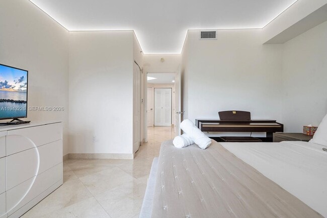 Building Photo - 17555 Atlantic Blvd