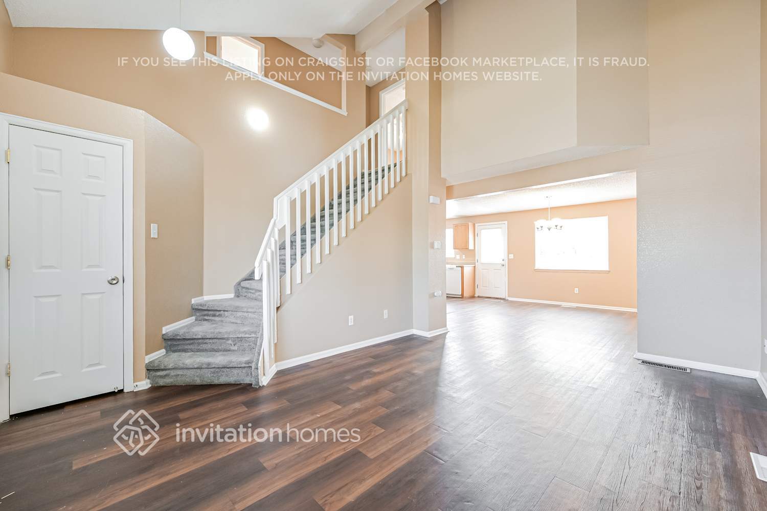 Building Photo - 14922 E 50th Dr