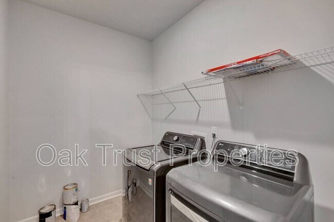 Building Photo - 1063 Fitzgerald Ct