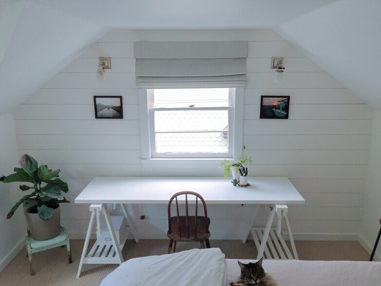 Master Bedroom - 54 NE Graham St