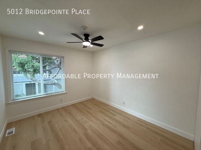 Building Photo - 5012 Bridgepointe Pl