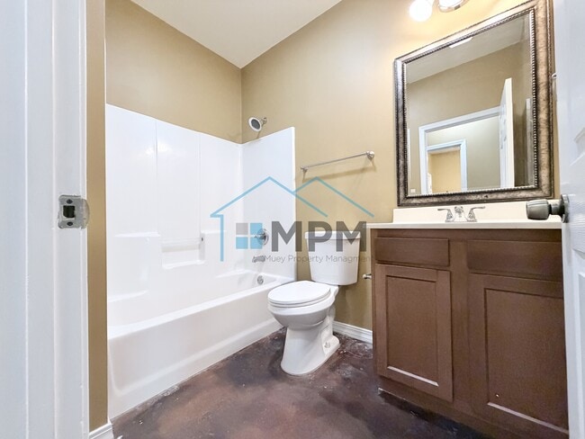 Building Photo - 122 Flagstone Dr