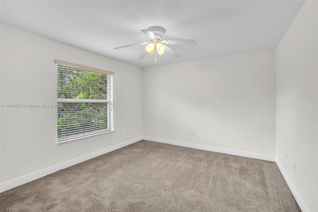 Building Photo - 5271 SW 173rd Ave