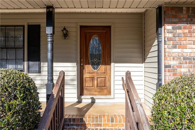 Building Photo - 5825 Loire Dr