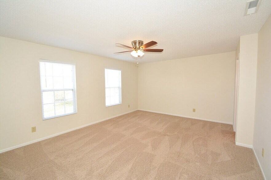 Building Photo - 7770 Brandenburg Way