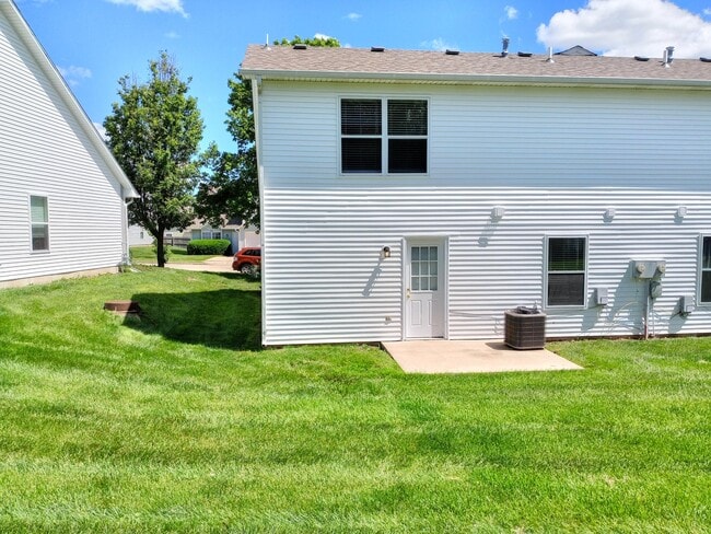 Building Photo - 3527 Prescott Dr