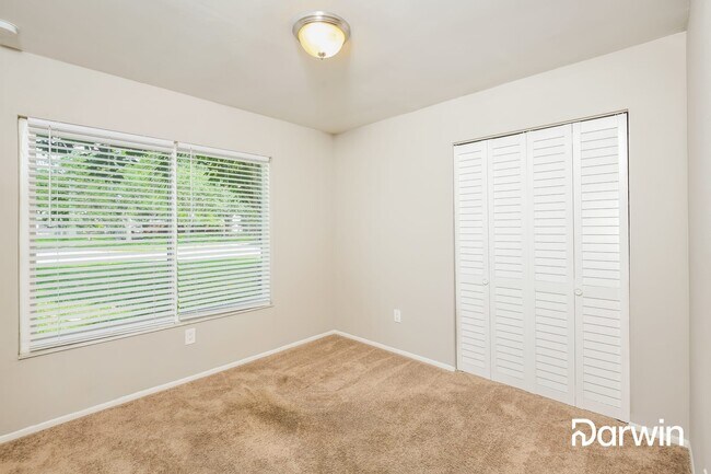 Building Photo - 1356 Tufts Ct NE