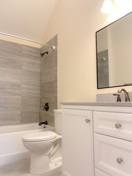 Building Photo - 74-76 North Street