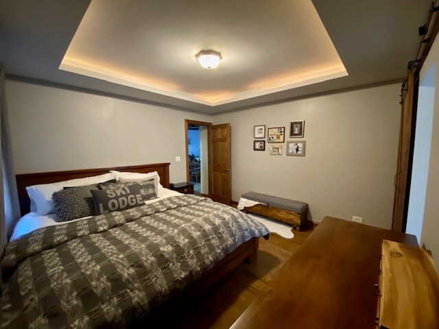 Building Photo - 4414 N Menard Ave