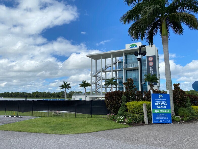 Benderson Park - 5701 Bentgrass Dr