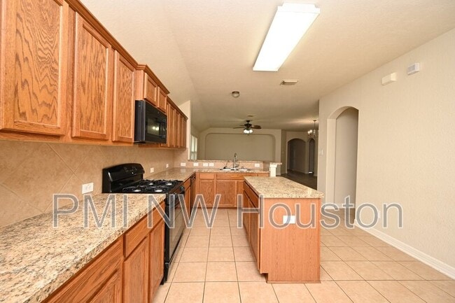 Building Photo - 1506 York Creek Dr