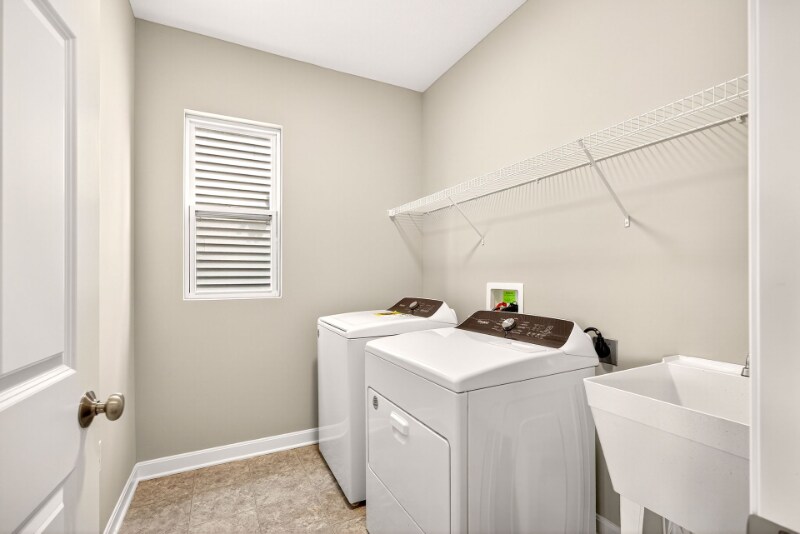 Building Photo - 7086 Celebration Dr