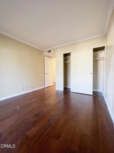 Building Photo - 127 Seaspray Way