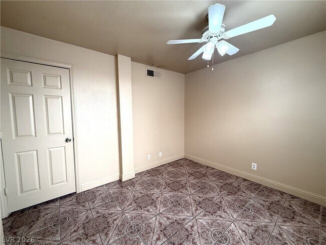 Building Photo - 4541 Fireside Ln