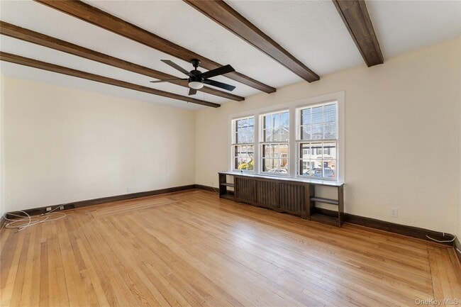 Building Photo - 310 Hayward St