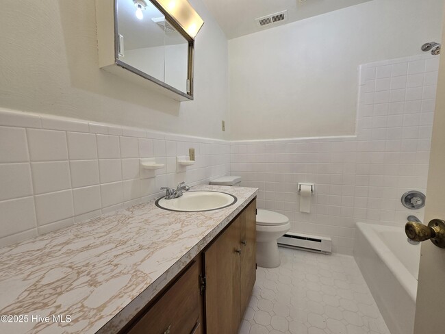 Building Photo - 849 NC-561