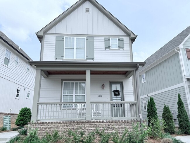 Building Photo - 1402 Pleasant Dr