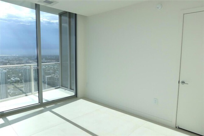 Building Photo - 1400 Biscayne Blvd