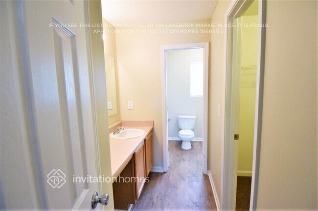 Building Photo - 6238 Avery St SW