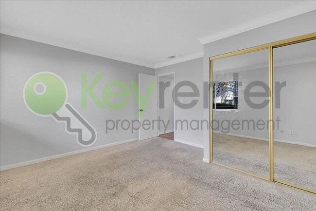 Building Photo - 2692 Bradford Way