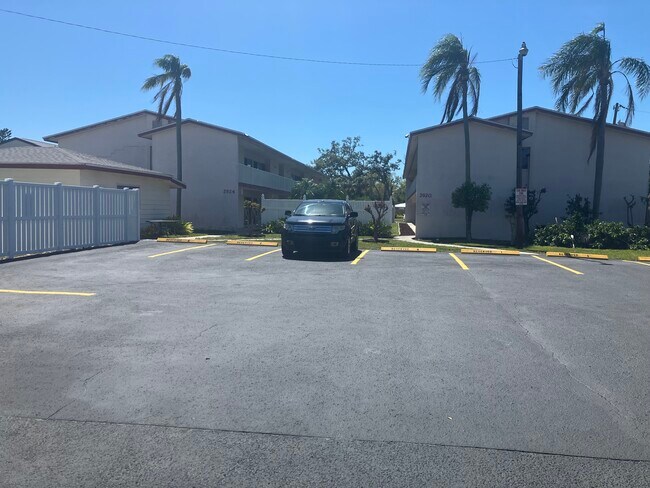 Building Photo - 2924 Clark Rd