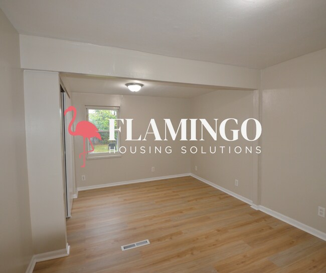 Building Photo - 373 Harriet St