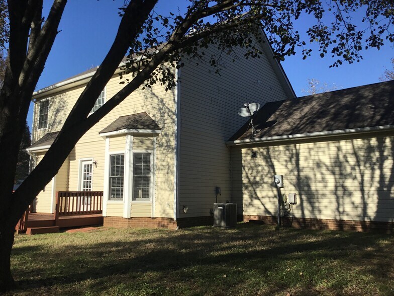 Building Photo - 14306 Joseph Clark Rd