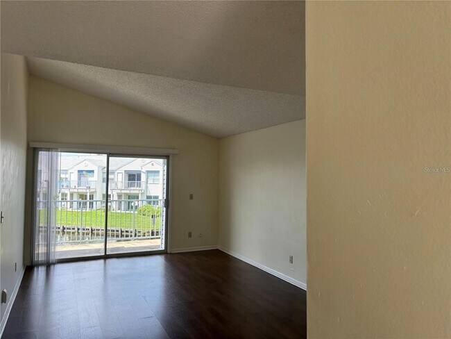 Building Photo - 2556 Woodgate Blvd