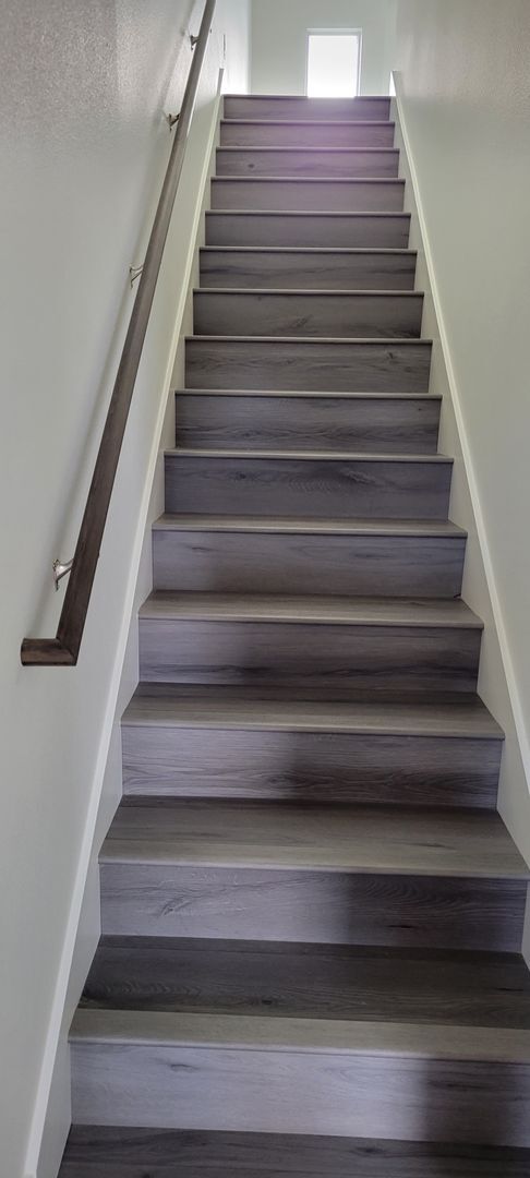 Building Photo - Brand New Luxury Construction with a River View!