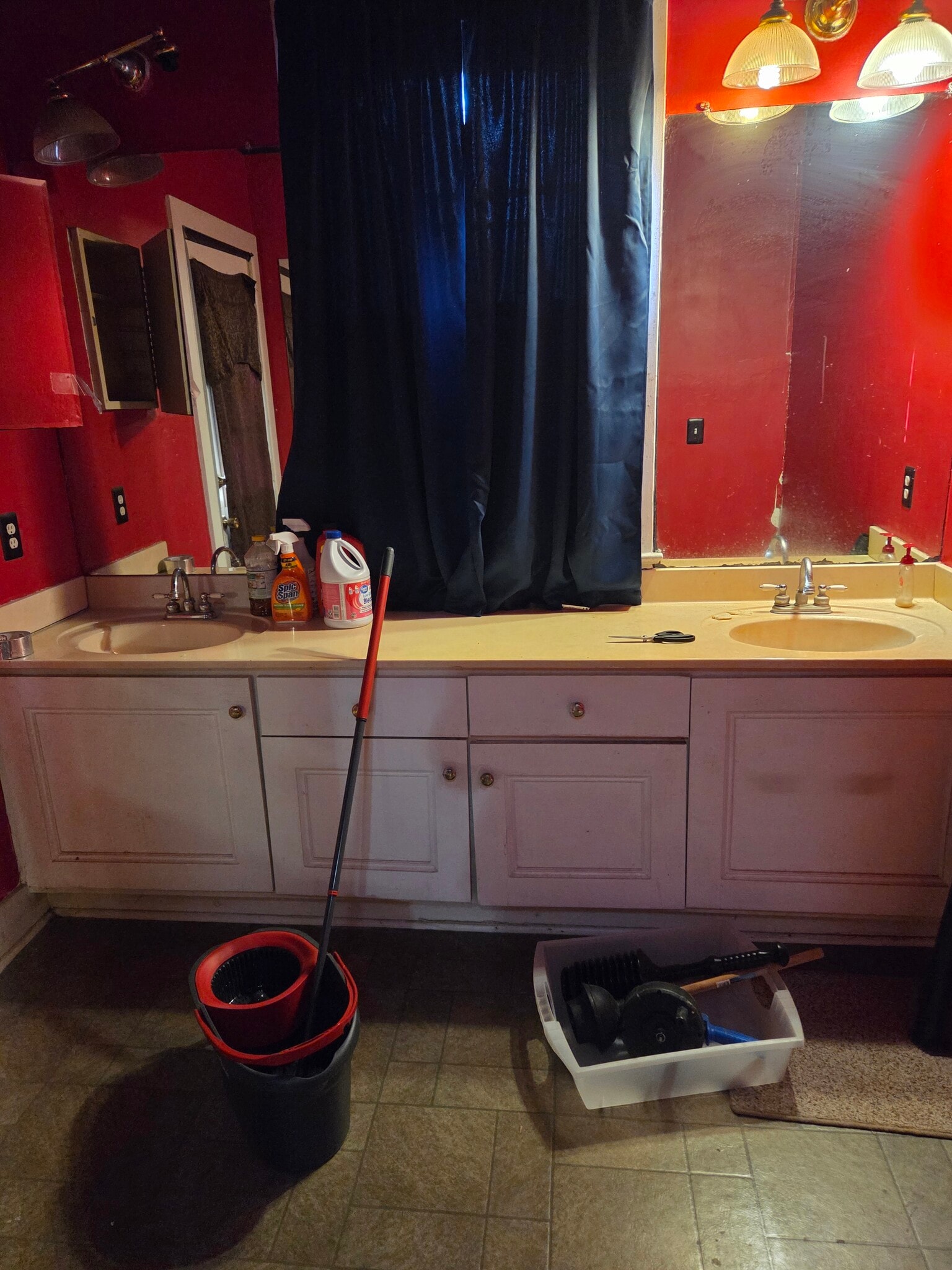 Building Photo - 207 Herbert St