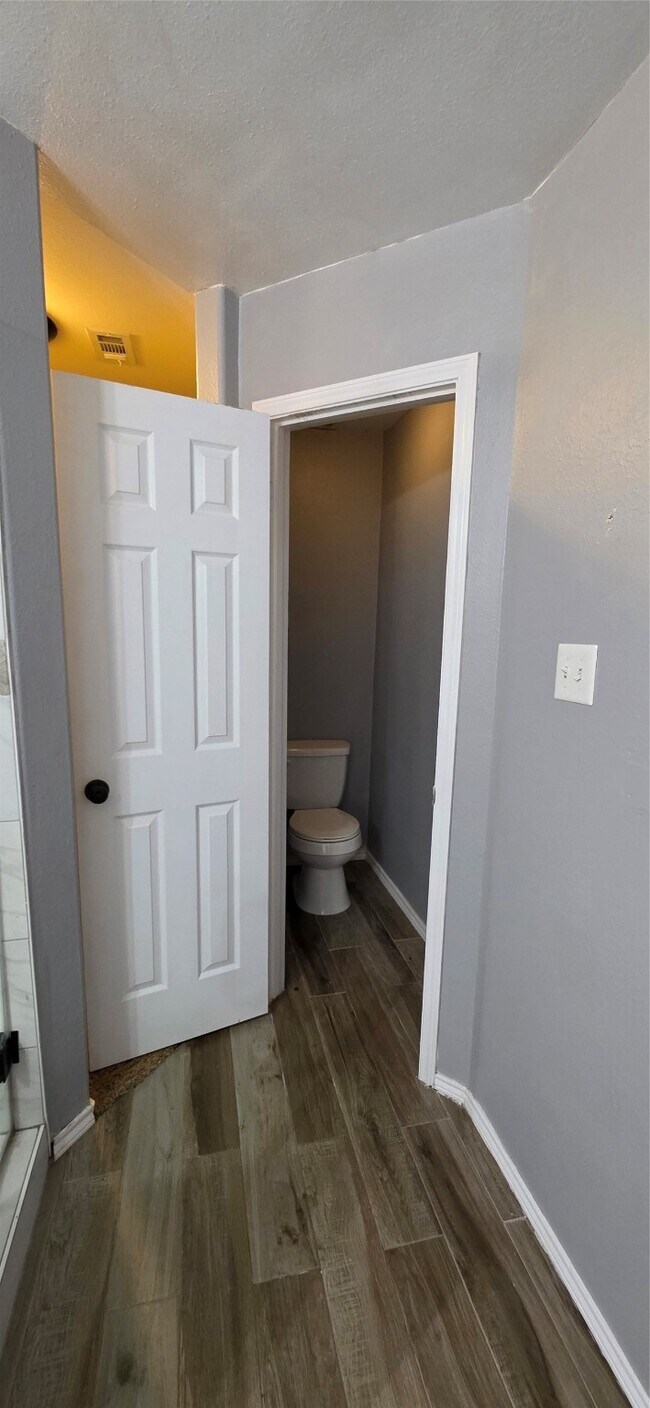 Building Photo - 5210 Nautilus Ln