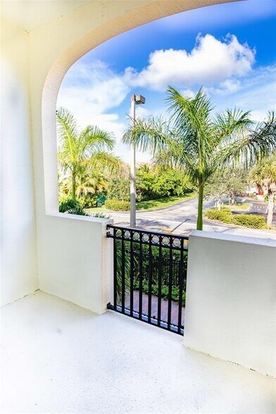 Building Photo - 1759 NW 124th Way