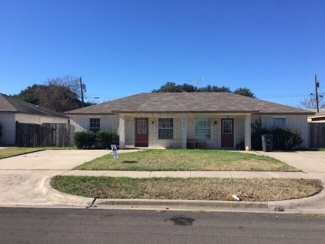 Primary Photo - 2003 Windward Dr