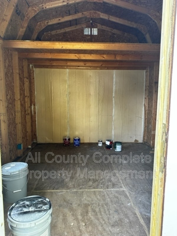 Building Photo - 7616 Lueders Ave