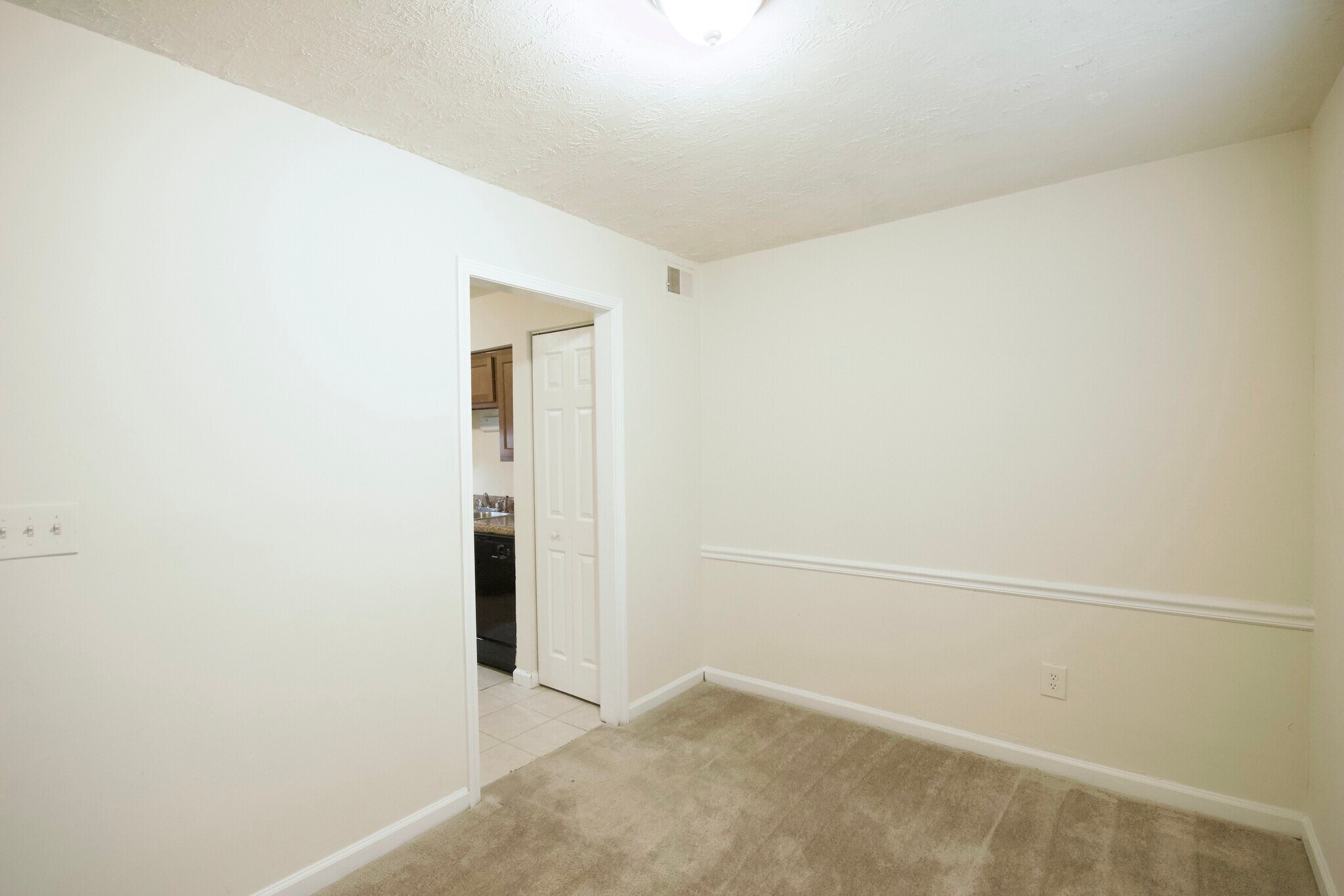 Building Photo - 164 Scandia Cir